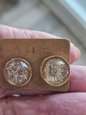 Round Glitter Disc Stud Earrings in Gold